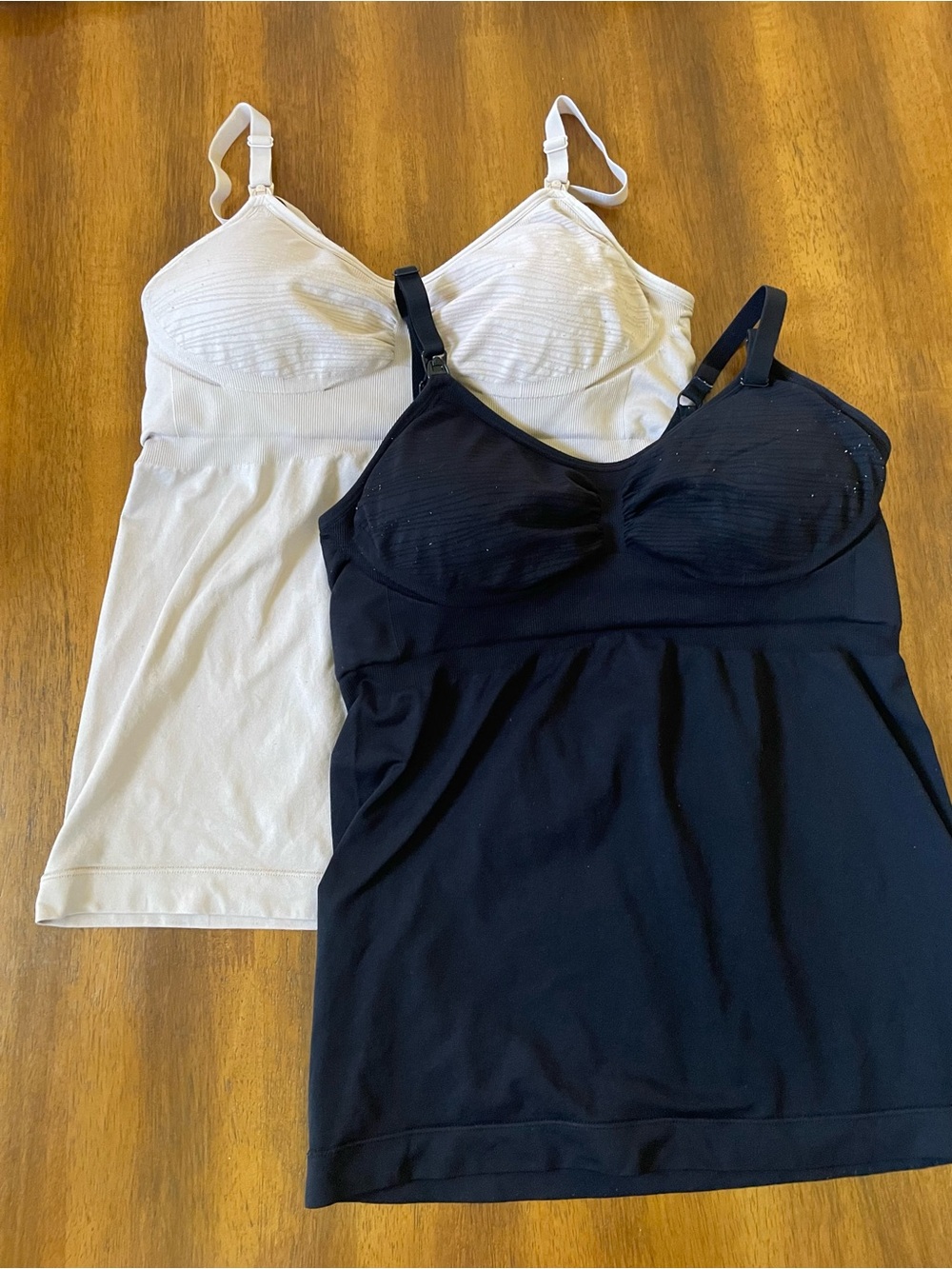 Set of 2 Kindred Bravely Nursing / Pumping Tops size large